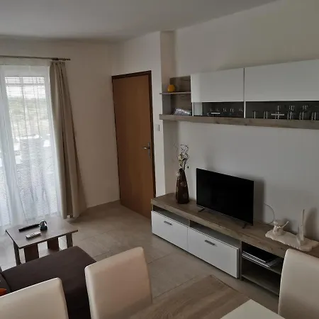 Jadranka Apartment Vir